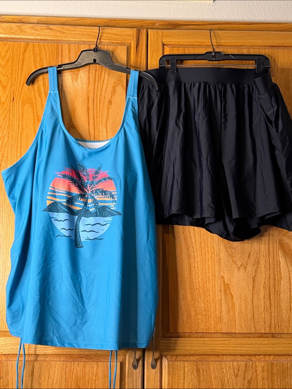 Sz 30 women’s  Blue Tankini top and swim shorts BloomChic swim plus size